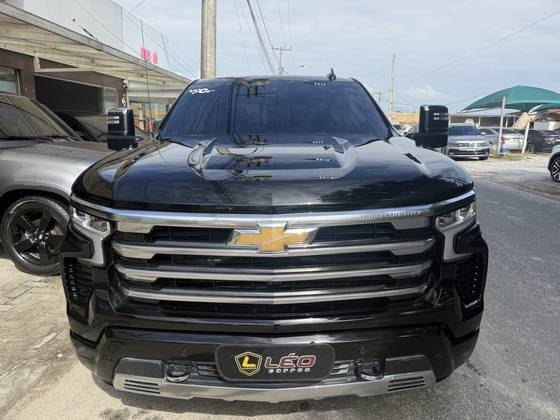 CHEVROLET SILVERADO 5.3 V8 GASOLINA 1500 HIGH COUNTRY 4X4 AUTOMÁTICO